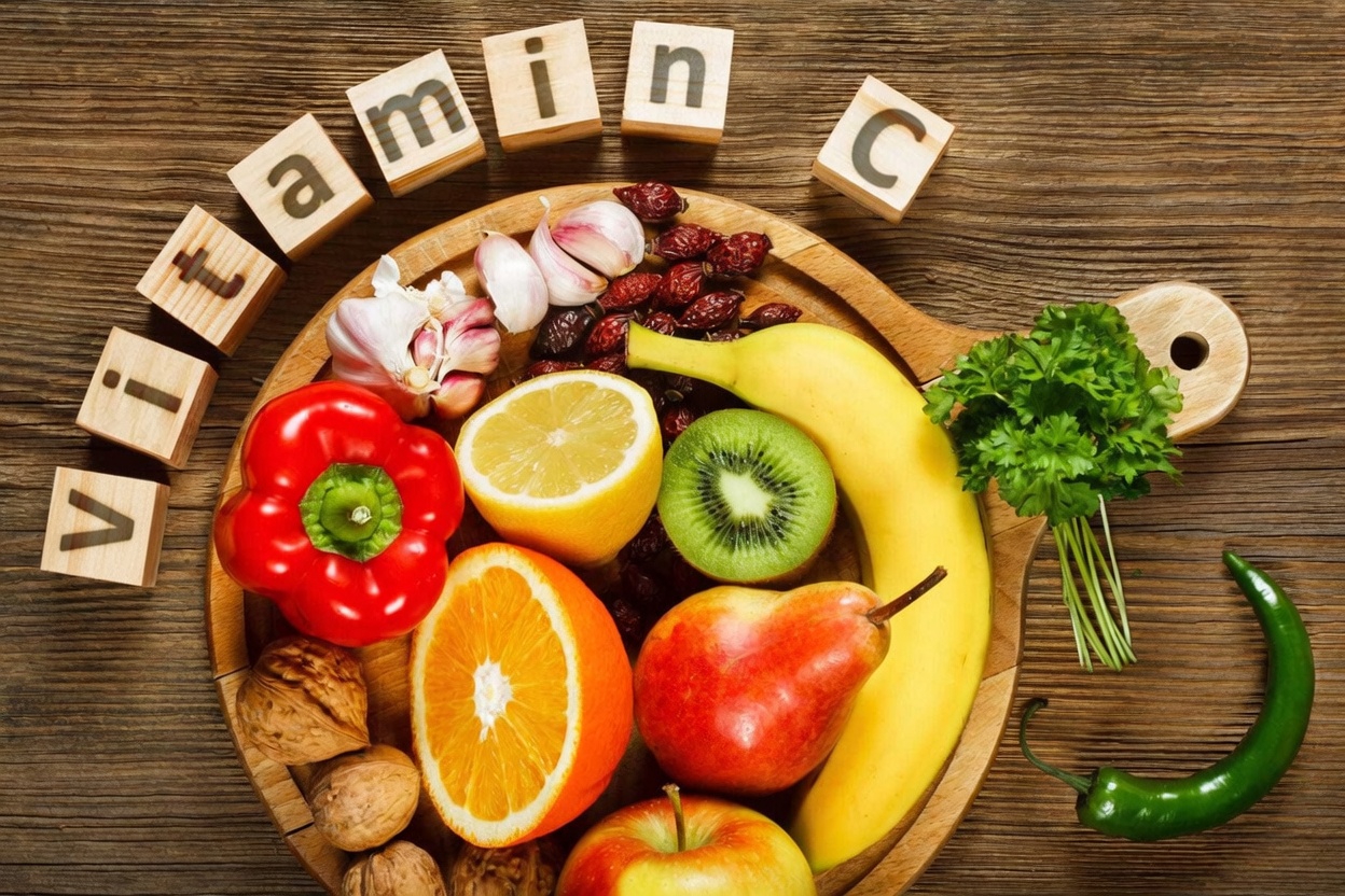 As 3 Vitaminas Essenciais que Todo Idoso Deve Conhecer para Apoiar Articulações Saudáveis e Melhor Mobilidade das Pernas