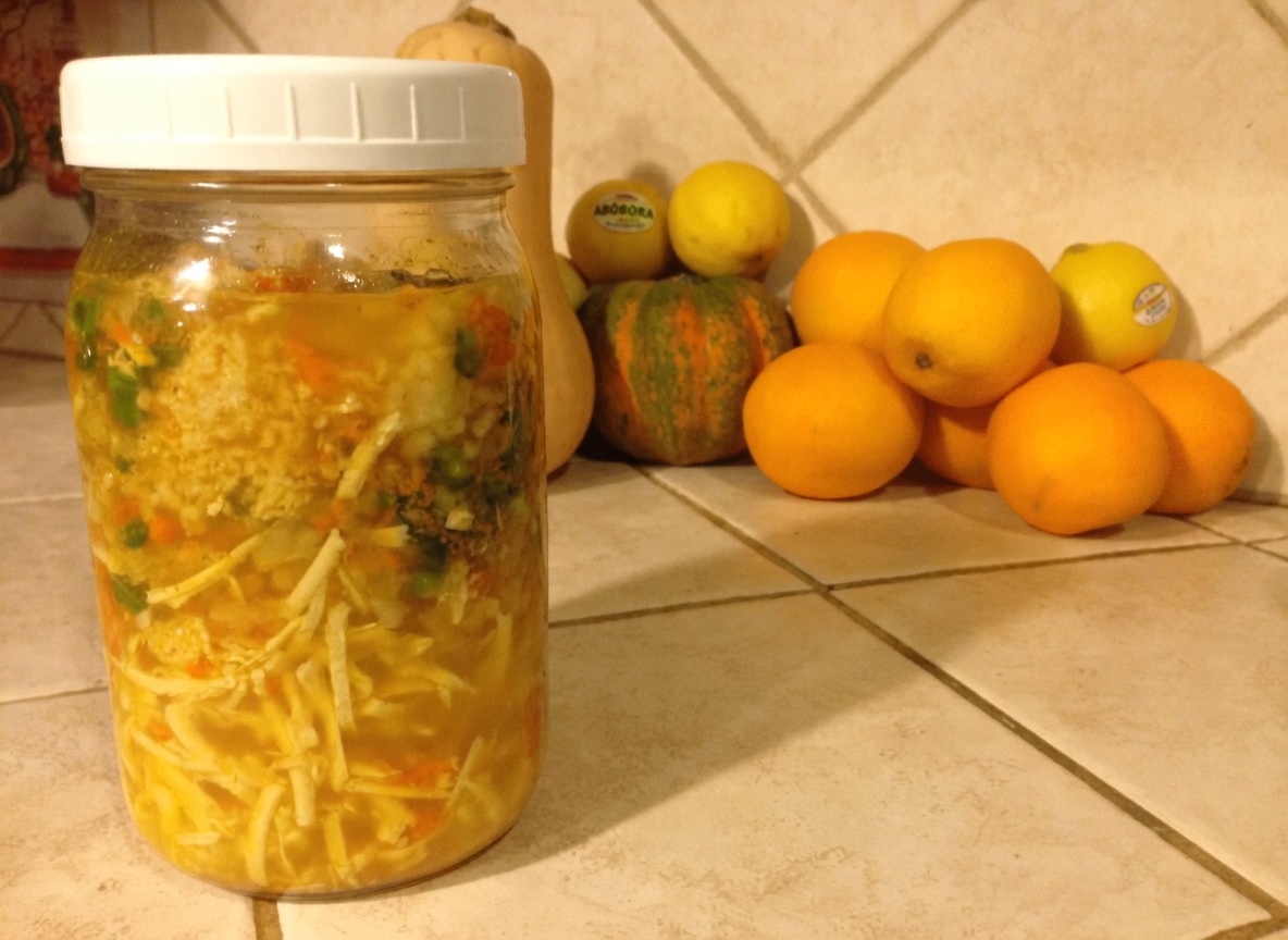 Como Fazer em Casa o Tônico Mestre Tudo-em-Um: Passos Simples para Esta Receita Tradicional de Fire Cider com Ingredientes Naturais