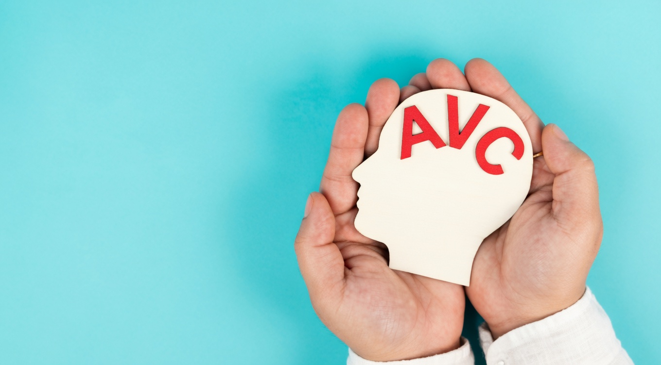 Mais de 60 anos: descubra 10 sintomas silenciosos de mini AVC que a maioria das pessoas ignora (você não vai perder o nº 4)