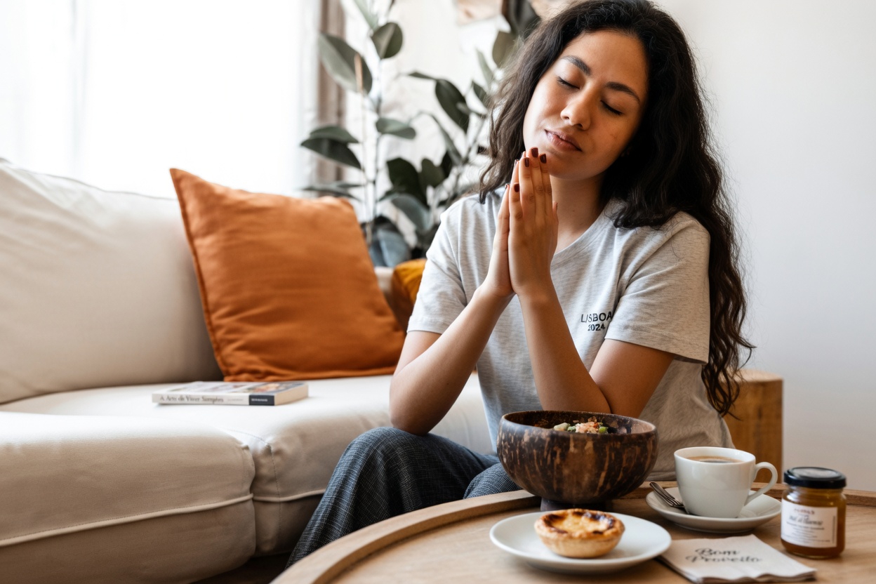 6 sintomas de alerta do câncer de ovário que toda mulher deve conhecer: esses sinais sutis e por que a conscientização é importante