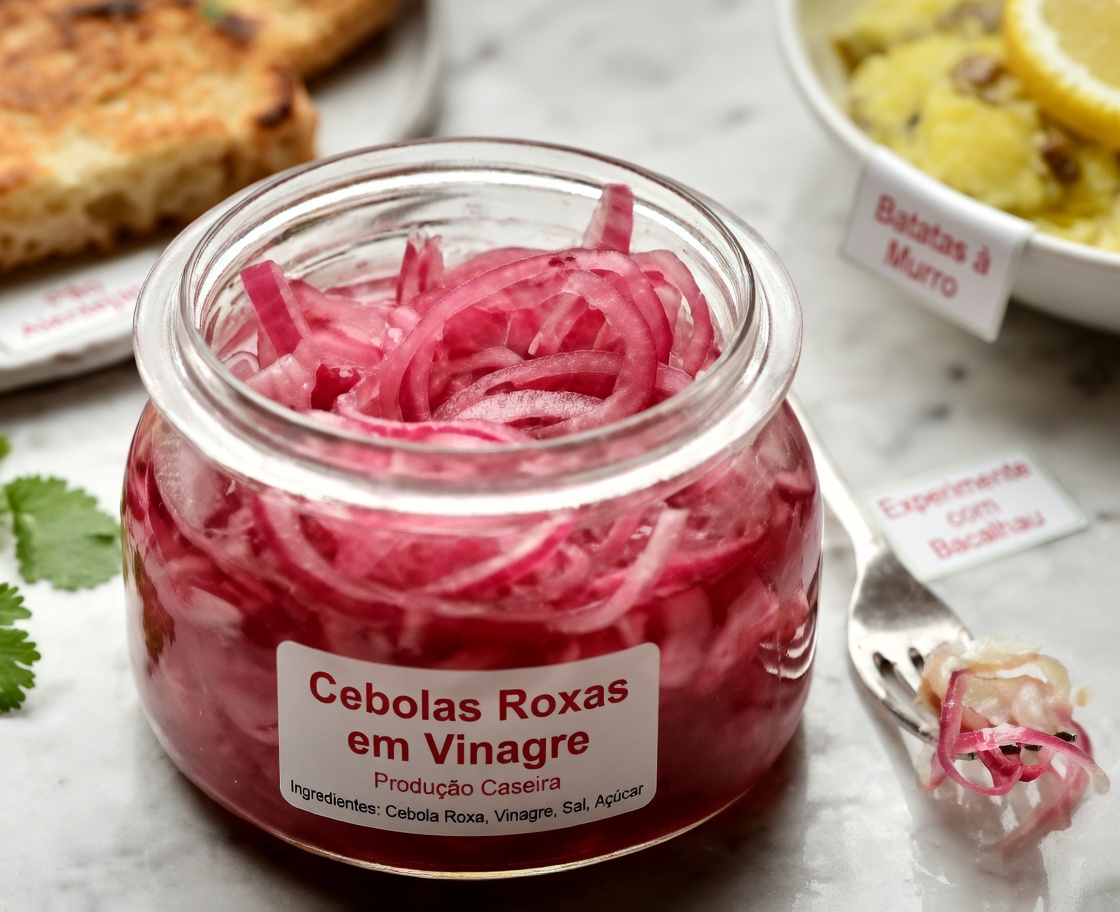 A receita de cebola roxa que pode ajudar a equilibrar o açúcar no sangue instantaneamente