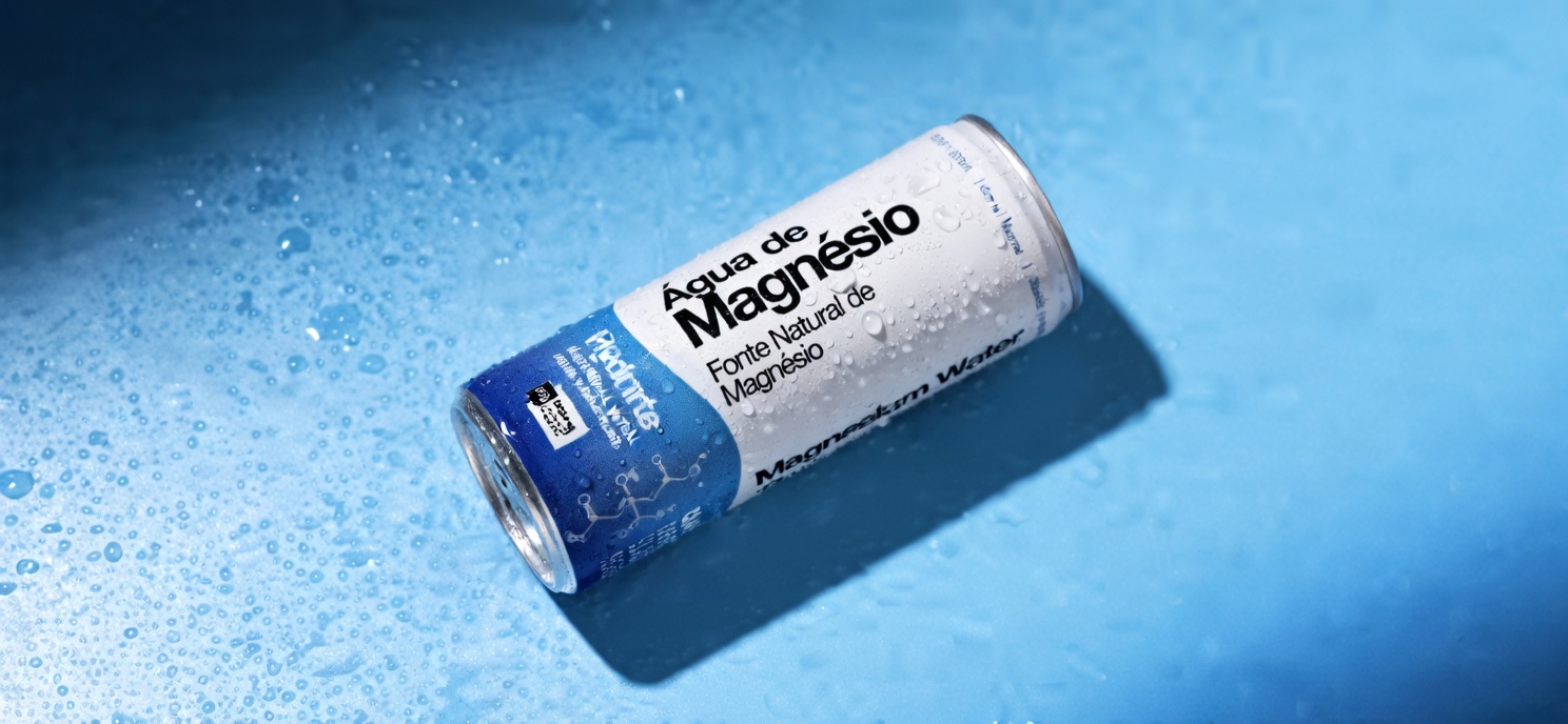 Não beba água pura depois dos 50! Adicione ESTE mineral para um fluxo sanguíneo insano