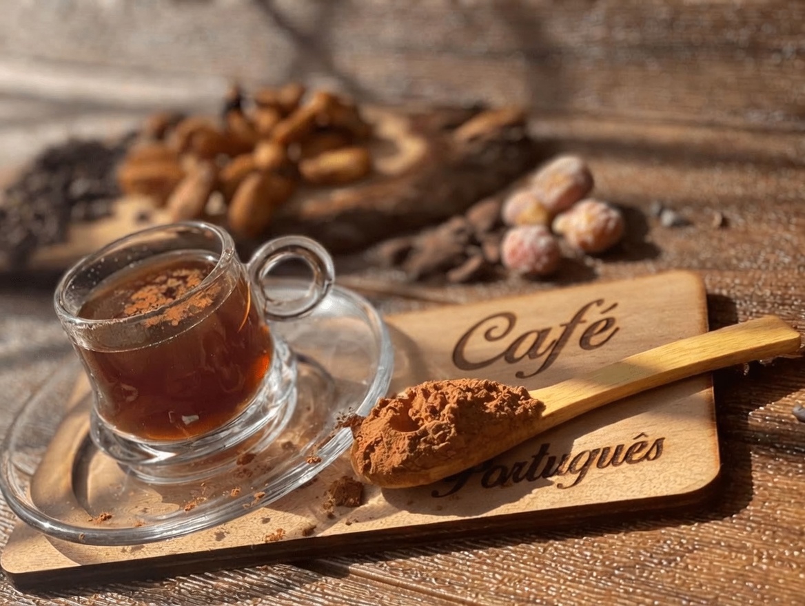 Mais de 60? Descubra estes 8 complementos para o café inspirados em evidências para força, mobilidade e suporte metabólico no dia a dia