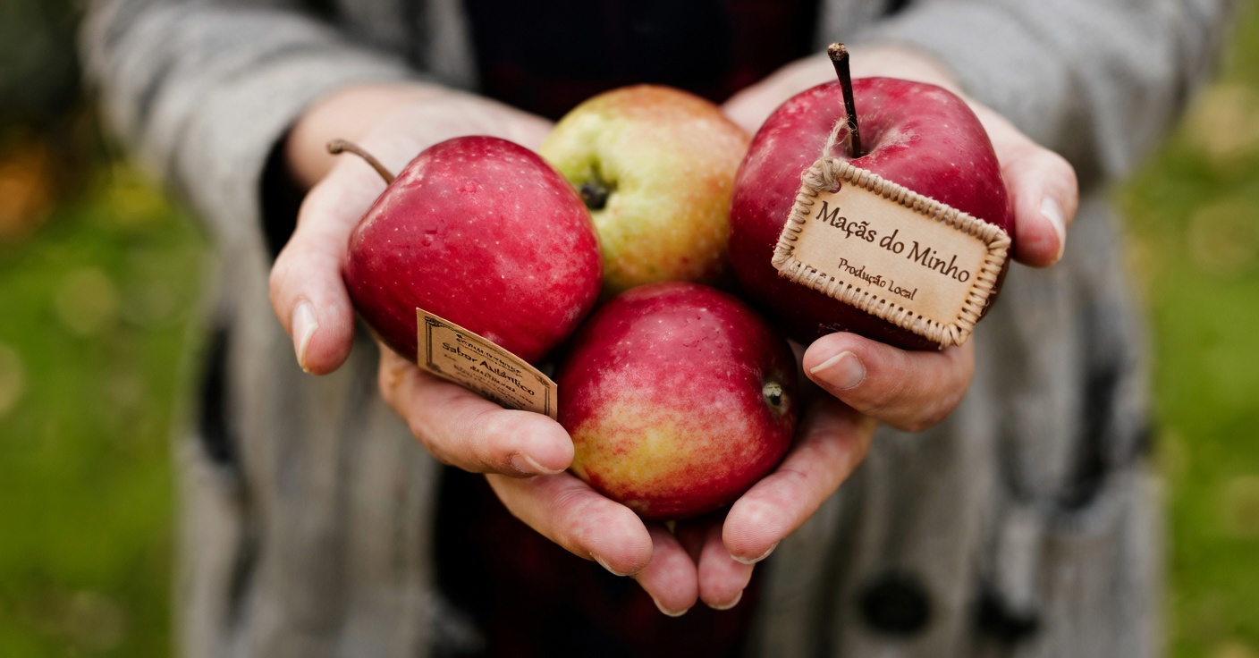 ALERTA! Você está cometendo estes 9 erros ao comer maçã que podem prejudicar sua saúde!