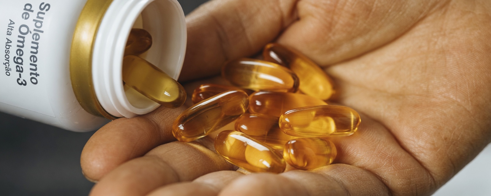 7 maneiras pelas quais o óleo de peixe pode apoiar seu corpo quando tomado diariamente – o que muitos percebem