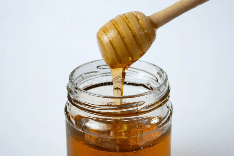 Descubra o Segredo da Pele Jovem: Creme Caseiro de Bicarbonato de Sódio Revelado – Brilhe Como se Tivesse 35 aos 65