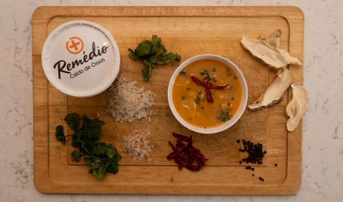 Idosos Ficam Surpresos com Esta Maneira Natural de Apoiar o Conforto das Articulações em Apenas 1 Semana!