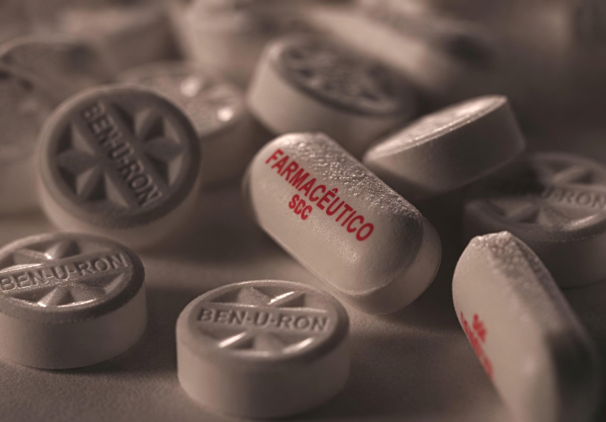 Alerta do Cardiologista: 5 Medicamentos Comuns que Estão Danificando Silenciosamente o Coração de Adultos com Mais de 60 Anos (E o Que Fazer em Vez Disso)