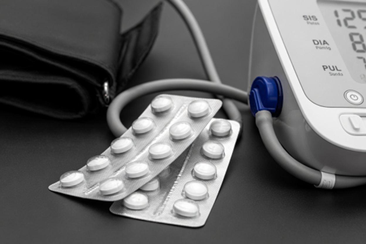 ATENÇÃO: PARE de tomar estes comprimidos se você tem pressão alta