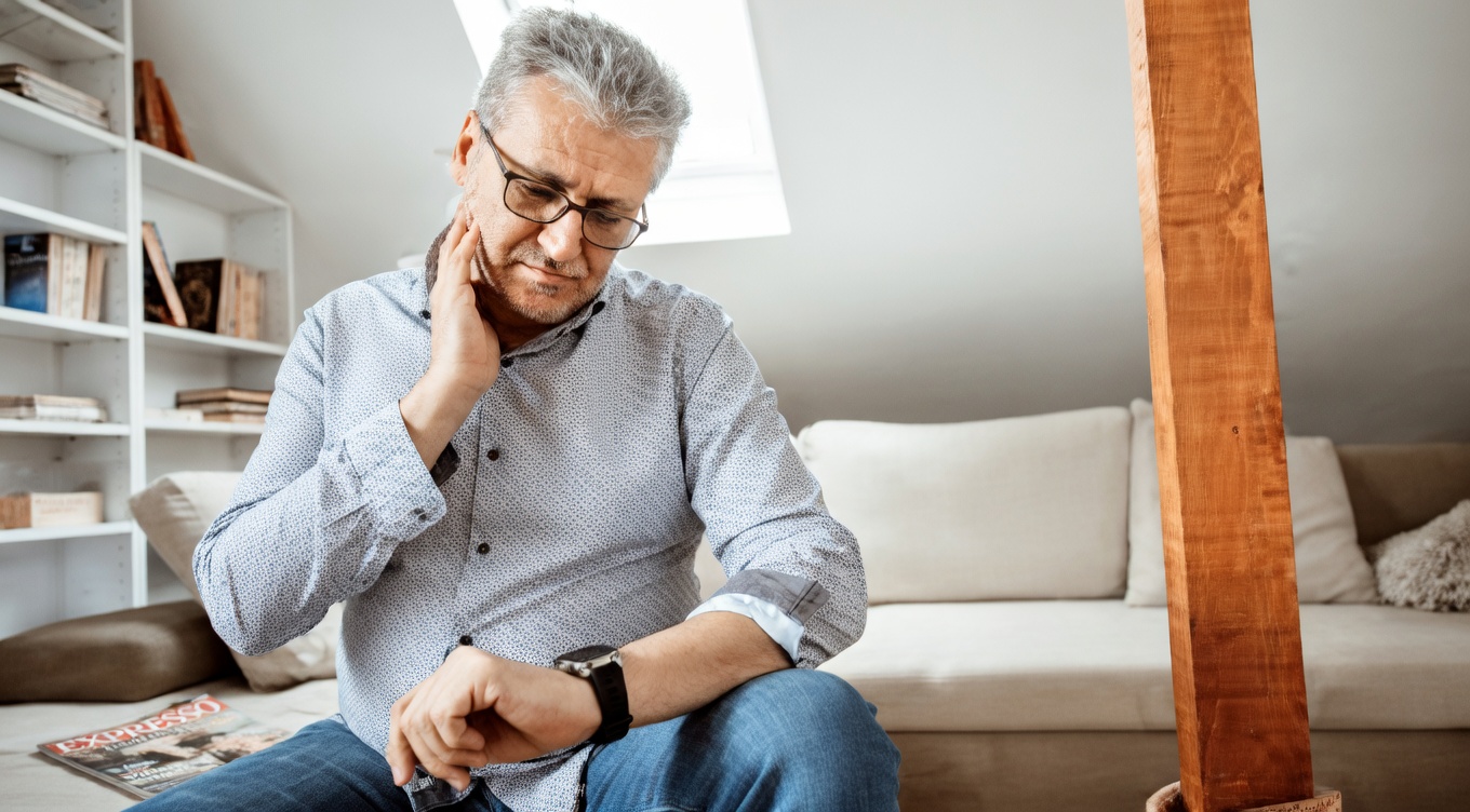 Este Analgésico Comum Está Silenciosamente Afetando a Saúde do Coração dos Idosos? O Que Todo Adulto com Mais de 60 Anos Precisa Saber