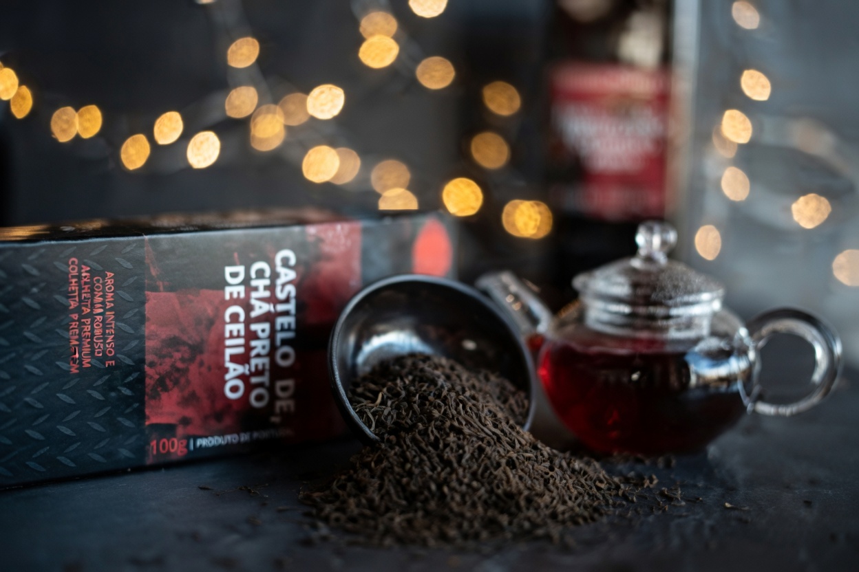 Acima dos 60? Estes 3 chás do dia a dia podem ajudar você a reconstruir músculos e voltar a caminhar com confiança