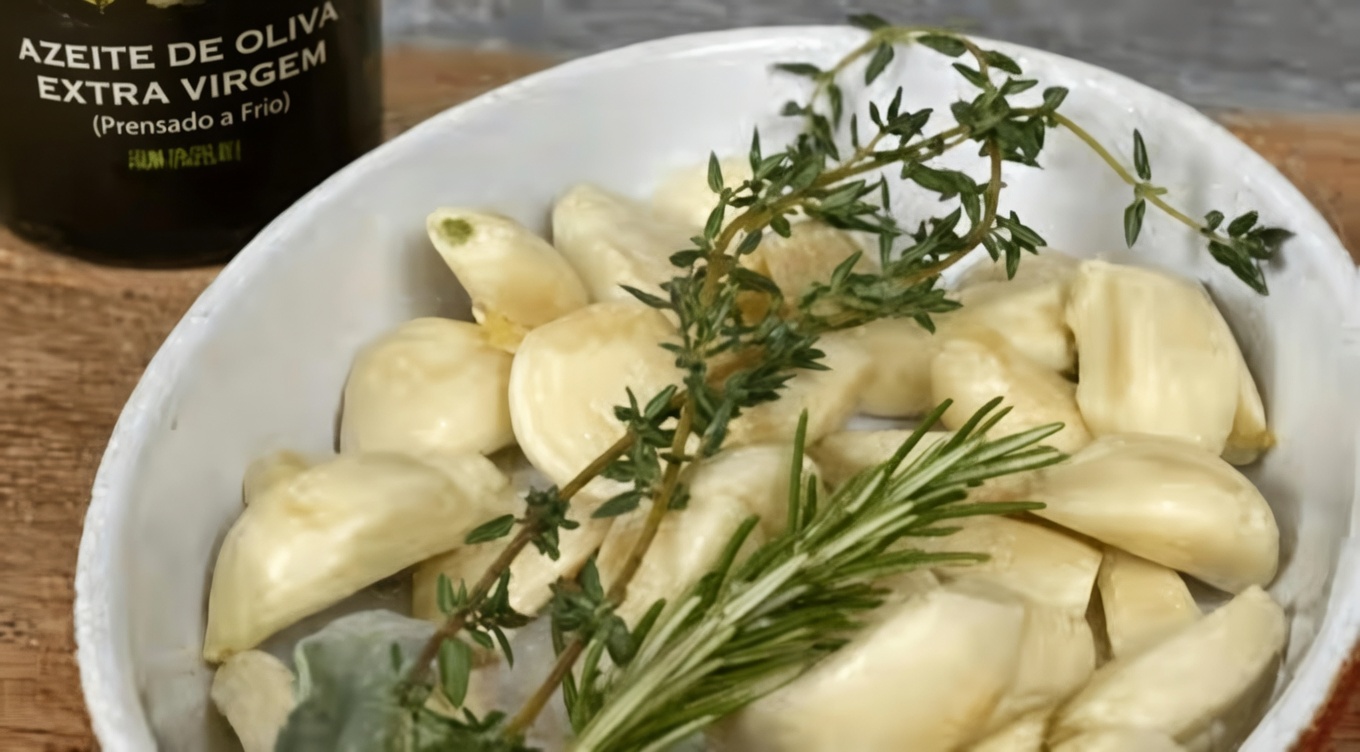 Mais de 50? Adora adicionar alho às suas refeições? Evite estes 10 erros comuns que os idosos precisam conhecer