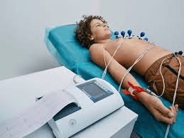 Os 5 exames de saúde que você deve evitar — médicos explicam o motivo