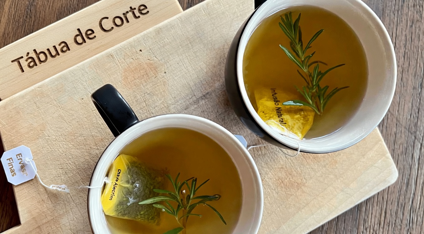 A Bebida Herbal Mágica para Diabetes, Circulação Sanguínea, Fígado Gorduroso e Dor Óssea