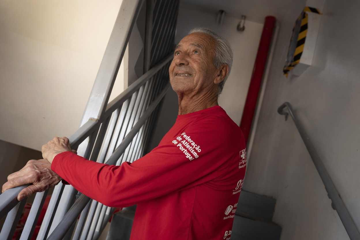 O Único Alimento em Falta Que Pode Estar Afetando a Saúde Muscular Após os 60 (E os 5 Alimentos Aprovados por Monges Que Podem Ajudar a Sustentá-la)