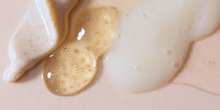 O que são aquelas bolinhas brancas teimosas no seu rosto? Entendendo a mília e dicas suaves de cuidados com a pele