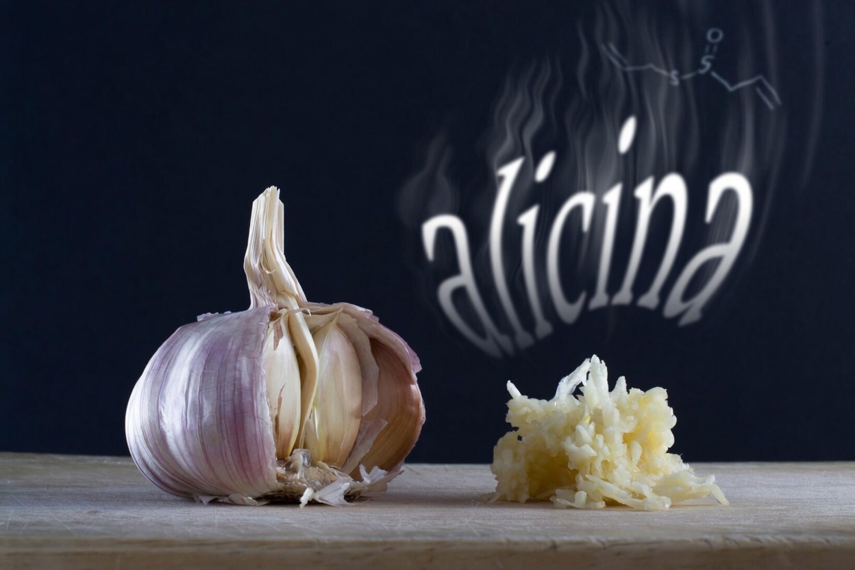 Você está ignorando este simples hábito de tomate e alho depois dos 40?