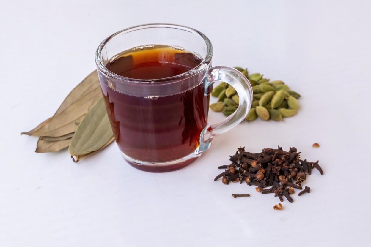 Chá Lipton com Cravo e Gengibre: Um Hábito Simples que Muitos Idosos Ignoram?