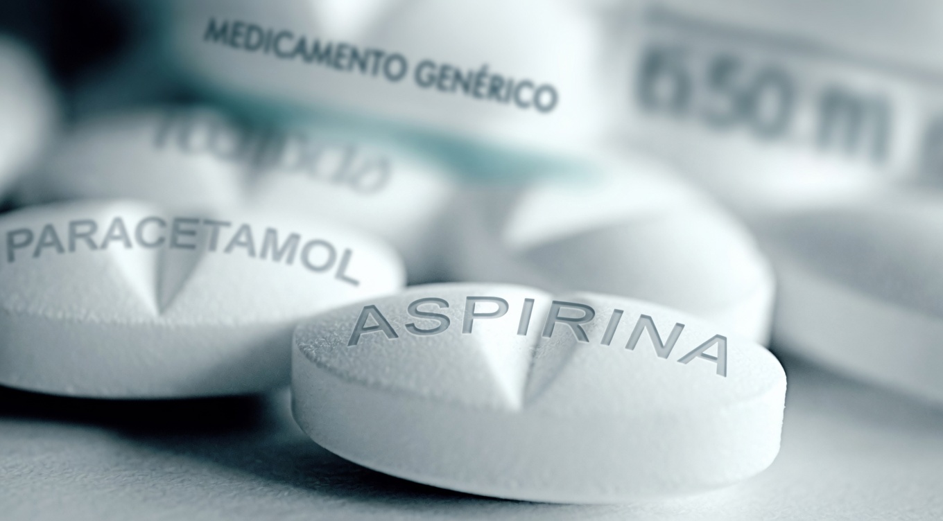 Como Cirurgião Cardíaco, estou ALERTANDO: ESTA Pílula Comum Enfraquece o Coração dos Idosos!