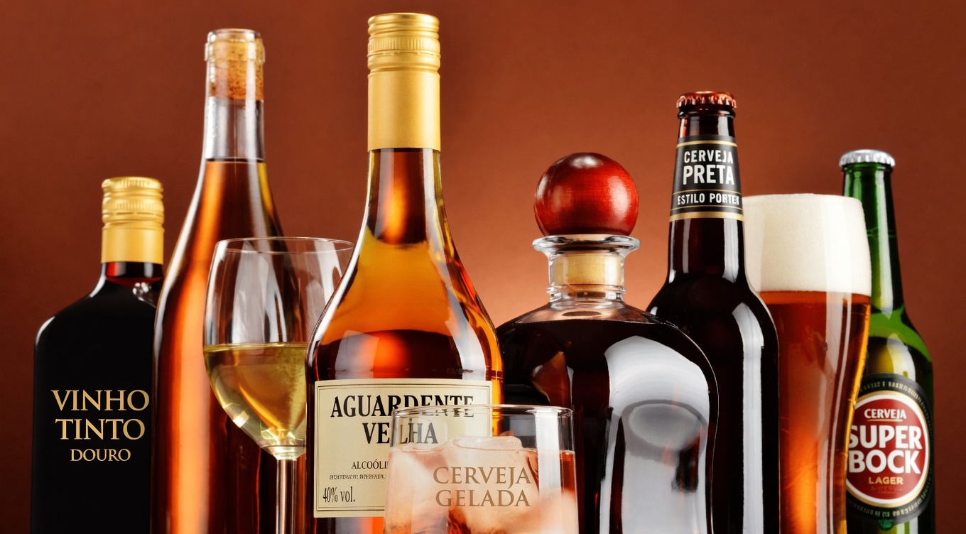 9 Alimentos Comuns Ligados ao Risco de Câncer e Hábitos Alimentares Mais Inteligentes para Conhecer