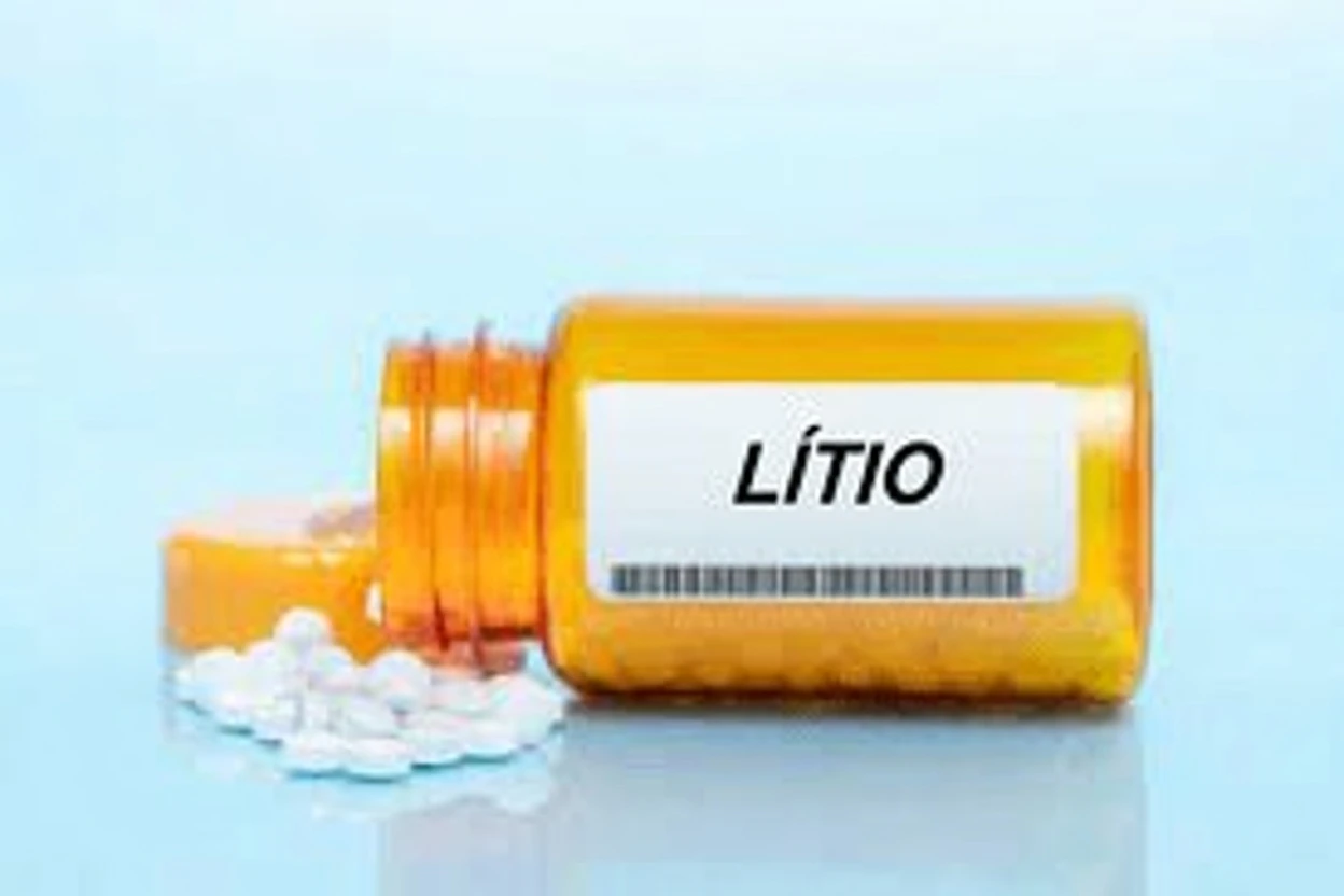 8 Medicamentos Comuns que Podem Prejudicar seus Rins (e Por Que a Automedicação é Arriscada)